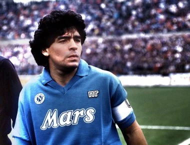 Τα «μαγικά» του Μαραντόνα «έριξαν» το διαδίκτυο! (βίντεο)